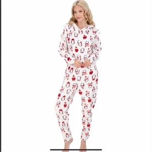 HOODED NYC UNDERGROUND SLEEPER